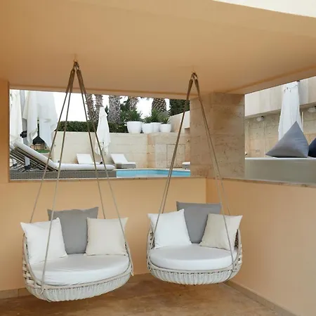Villa Barcelona Madonna Sitges