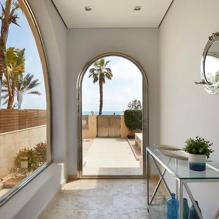 Villa Barcelona Madonna